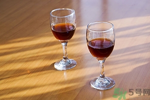 小孩能喝紅酒嗎,小孩喝紅酒好嗎？