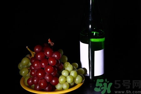 紅酒開瓶后能放多久？開瓶后的葡萄酒能放多久？