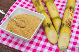 吃甘蔗有什么好處？吃甘蔗的好處與壞處