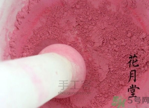 胭脂怎么用？胭脂的功效作用