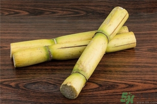吃甘蔗有什么好處？吃甘蔗的好處與壞處