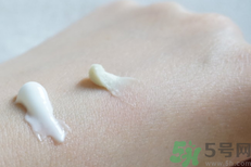 白兔祛痘膏和獅王哪個好？白兔牌暗瘡膏哪款好？