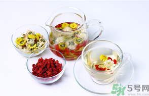 桂花和菊花可以一起泡茶嗎？桂花可以和能一起喝嗎？