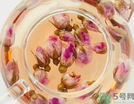 桂花茶和玫瑰花能一塊泡水喝嗎？桂花和玫瑰花一起喝有什么功效？