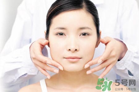 面癱能針灸嗎？針灸能治療面癱嗎？