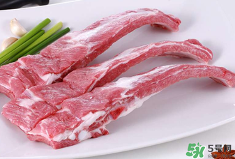  燉排骨用什么鍋？排骨用鍋高壓鍋燉多長(zhǎng)時(shí)間？