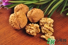 吃核桃會(huì)上火嗎？吃核桃為什么會(huì)上火？