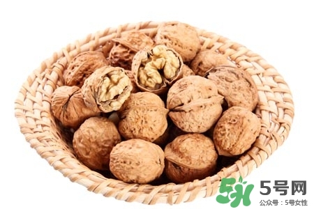 吃核桃會(huì)上火嗎？吃核桃為什么會(huì)上火？