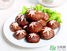 干香菇和鮮香菇的區(qū)別？干香菇和鮮香菇哪個好？