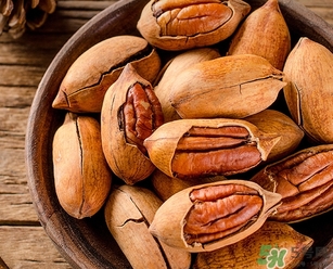 碧根果可以多吃嗎?碧根果吃多了會(huì)怎樣？