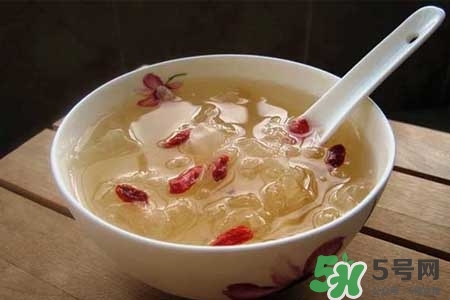 銀耳紅棗湯能天天吃嗎？銀耳紅棗湯每天吃有什么好處？