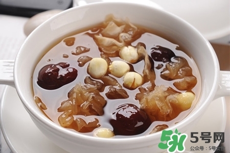 喝銀耳紅棗湯對(duì)身體好嗎？長(zhǎng)期吃銀耳紅棗湯有什么好處？