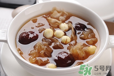 銀耳紅棗湯怎么做最正宗好吃？銀耳紅棗湯怎么做補血養(yǎng)顏？