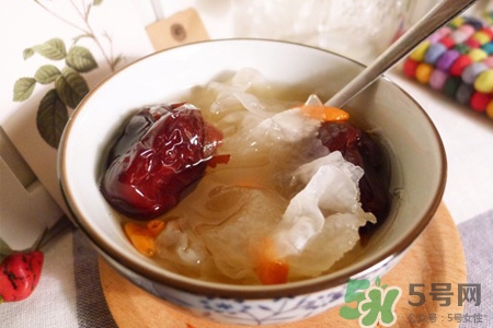 小孩能吃銀耳紅棗湯嗎？寶寶可以喝銀耳紅棗湯嗎？
