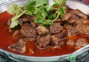 燉牛肉放什么容易爛？牛肉怎么燉好吃又爛？