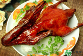 吃烤鴨會(huì)長胖嗎？晚上吃烤鴨會(huì)胖嗎？