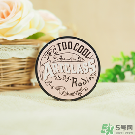 too cool for school是什么牌子？什么檔次？