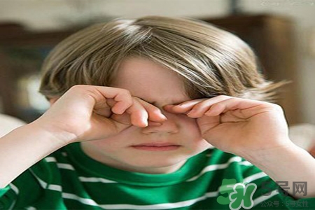孩子為什么老眨眼睛？孩子總眨眼睛怎么回事？