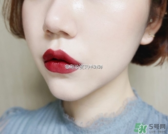 磚紅色是什么顏色？磚紅色口紅試色