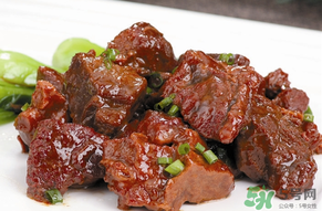 野豬肉好吃嗎？野豬肉比家豬肉吃香嗎？