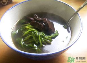 豬血和菠菜能一起吃嗎？豬血菠菜湯怎么做好吃？