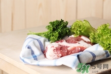 生肉可以用淘米水洗嗎？生肉用淘米水洗干凈嗎？