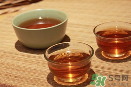 冬天喝菊花茶好嗎？冬天喝菊花茶加枸杞好嗎？