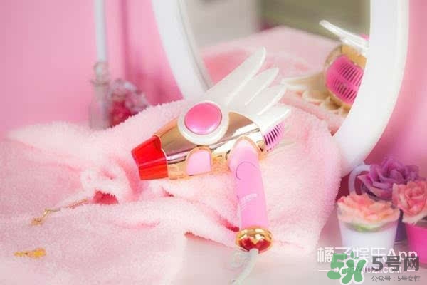 魔卡少女櫻魔杖吹風(fēng)機(jī)多少錢(qián)？魔卡少女櫻吹風(fēng)機(jī)哪里買(mǎi)？