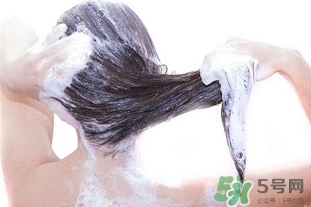 冬天適合用什么洗發(fā)水？冬天用什么洗發(fā)水好？
