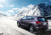 下雪天開(kāi)車(chē)容易打滑嗎？下雪天開(kāi)車(chē)怎么防滑？