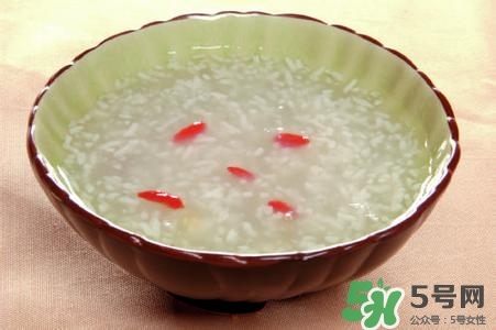 米酒變酸是怎么回事？米酒酸了應(yīng)該怎么辦？