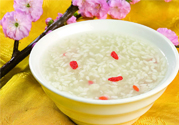 米酒能下奶嗎？產(chǎn)婦喝米酒能下奶嗎？