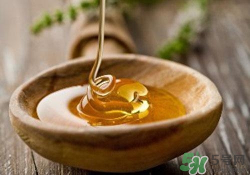 乳腺增生可以喝蜂蜜嗎？乳腺增生喝蜂蜜有用嗎？