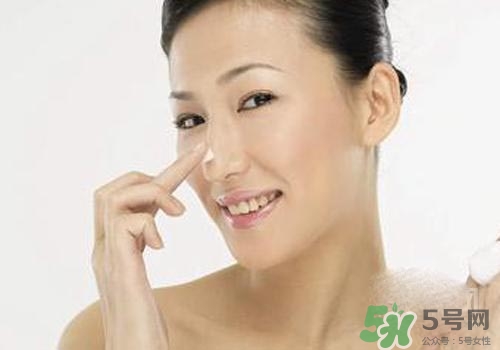 綿羊油可以搽臉嗎？綿羊油可不可以搽臉？