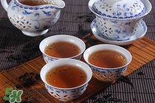 苦丁茶能降血壓?jiǎn)?苦丁茶降血壓的效果好嗎