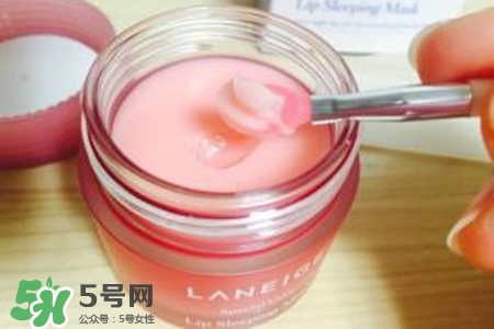 蘭芝唇膜怎么清洗？蘭芝唇膜需要用卸妝水清洗嗎？