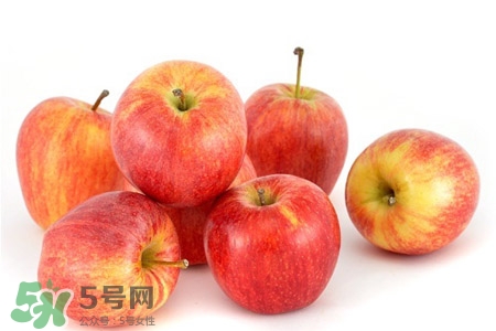 寶寶吃蘋果泥要蒸熟嗎？寶寶吃蘋果泥有什么好處？