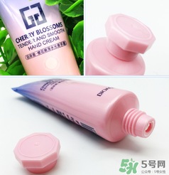 泊泉雅護(hù)手霜怎么樣？泊泉雅護(hù)手霜多少錢