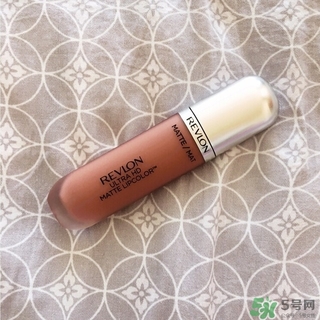 露華濃唇膏多少錢？露華濃唇膏專柜價格美國價格