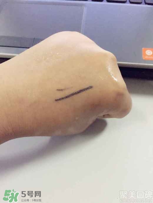 forencos眼線筆怎么用？forencos眼線筆使用方法