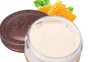 思親膚眼霜怎么樣？skin food眼霜適合年齡