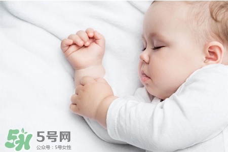 寶寶發(fā)燒怎么按摩？寶寶發(fā)燒按摩穴位有效退燒