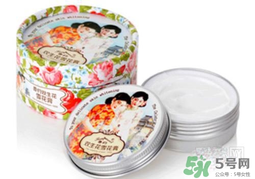 雪花膏適合油性皮膚嗎？油性皮膚可以用雪花膏嗎？