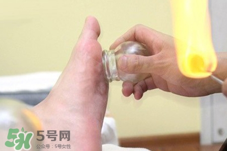 冬天拔火罐能減肥嗎？拔火罐什么季節(jié)減肥效果最好？