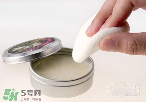 豬油膏和隔離霜哪個先用？豬油膏的使用步驟