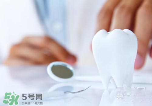 拔牙可以瘦臉嗎？拔牙會引起臉型變化嗎？