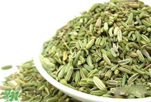 小茴香來月經(jīng)可以吃嗎？來月經(jīng)可以吃小茴香嗎？