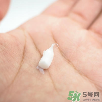 洗顏專科洗面奶怎么樣？洗顏專科洗面奶可以卸妝嗎？