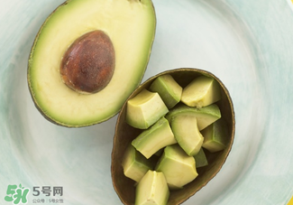 切開的牛油果怎么保存？牛油果切開后能放多長時(shí)間？