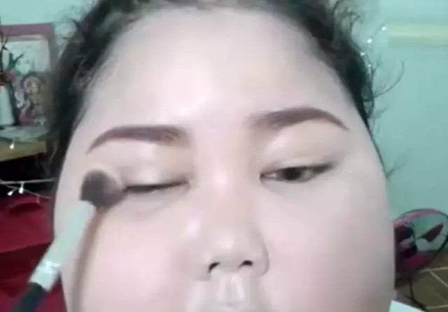 臉胖怎么化妝好看？臉大怎么化妝好看
